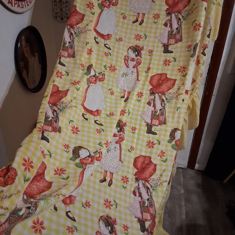 Vintage 1970's Holly Hobbie Thin Style Bedspread Twin Cottagecore Yellow Red AOP